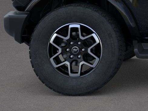 New 2025 Ford Bronco Outer Banks AWD/4WD image 21