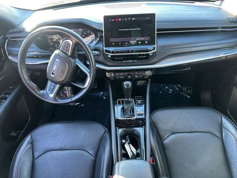 Used 2022 Jeep Compass Limited image 18