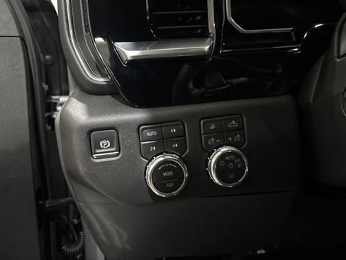 Used 2026 GMC Sierra 1500 SLT w/ SLT Premium Package AWD/4WD image 17