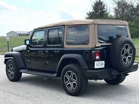 Used 2020 Jeep Wrangler Unlimited Sport AWD/4WD image 34