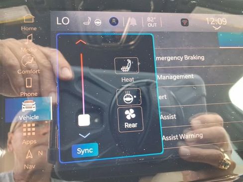 New 2026 Jeep Grand Cherokee L Limited image 8