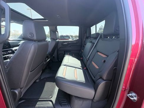 Used 2023 GMC Sierra 1500 AT4 w/ Technology Package AWD/4WD image 7