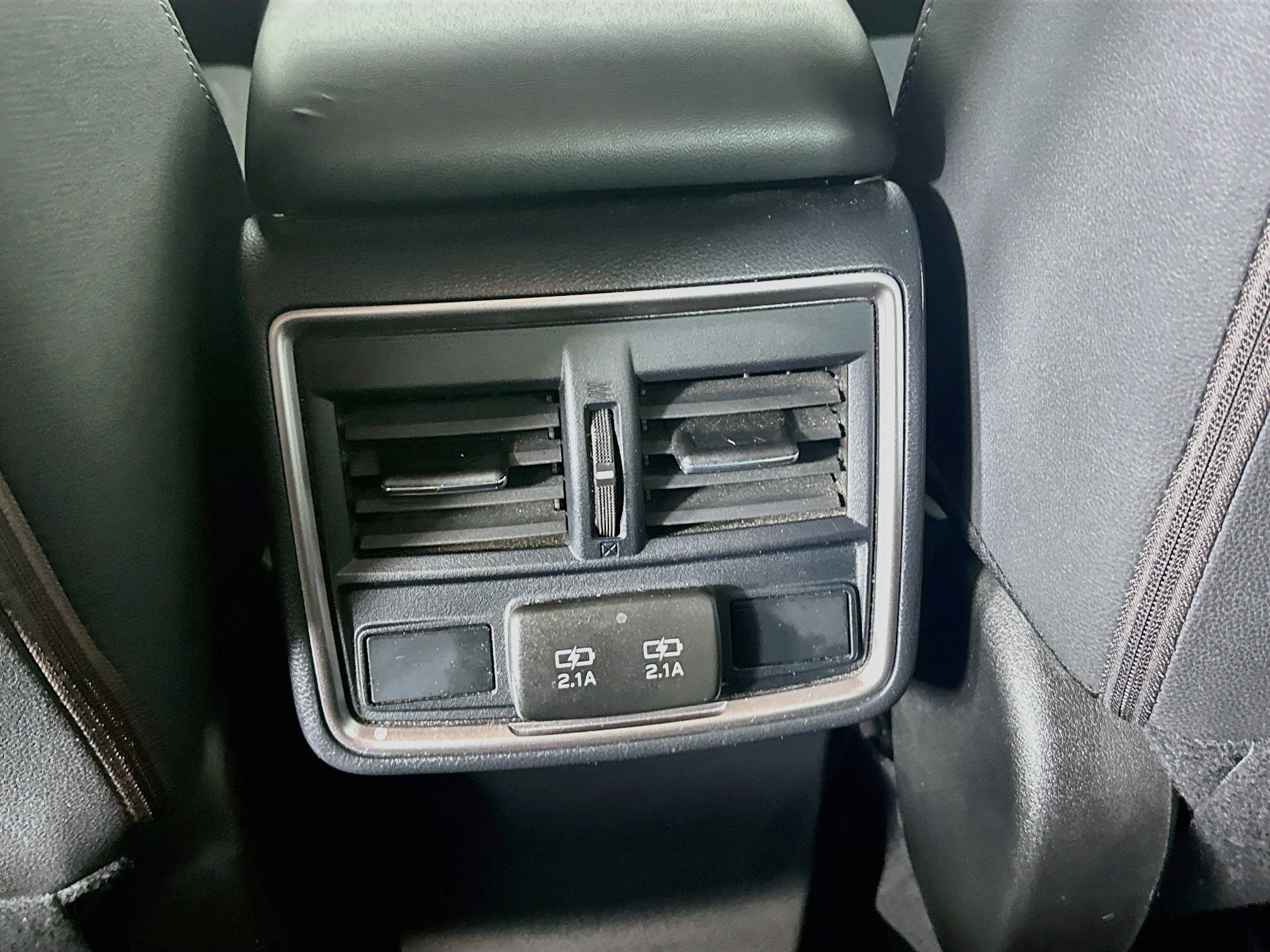 Used 2019 Subaru Forester Premium AWD/4WD image 27