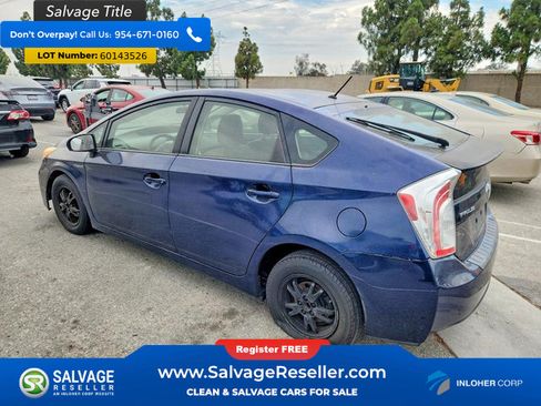 Used 2014 Toyota Prius Two FWD image 3
