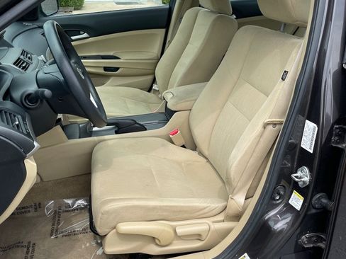 Used 2012 Honda Accord LX image 14