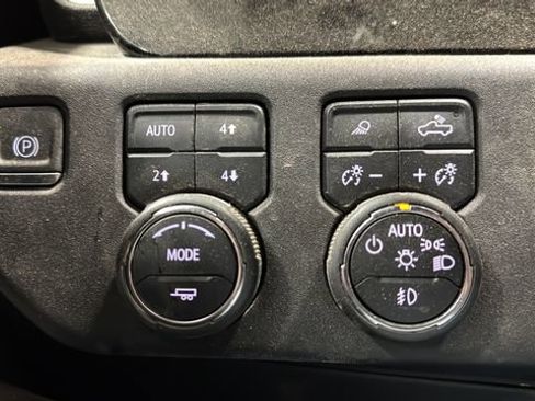Used 2024 Chevrolet Silverado 3500 LTZ image 14