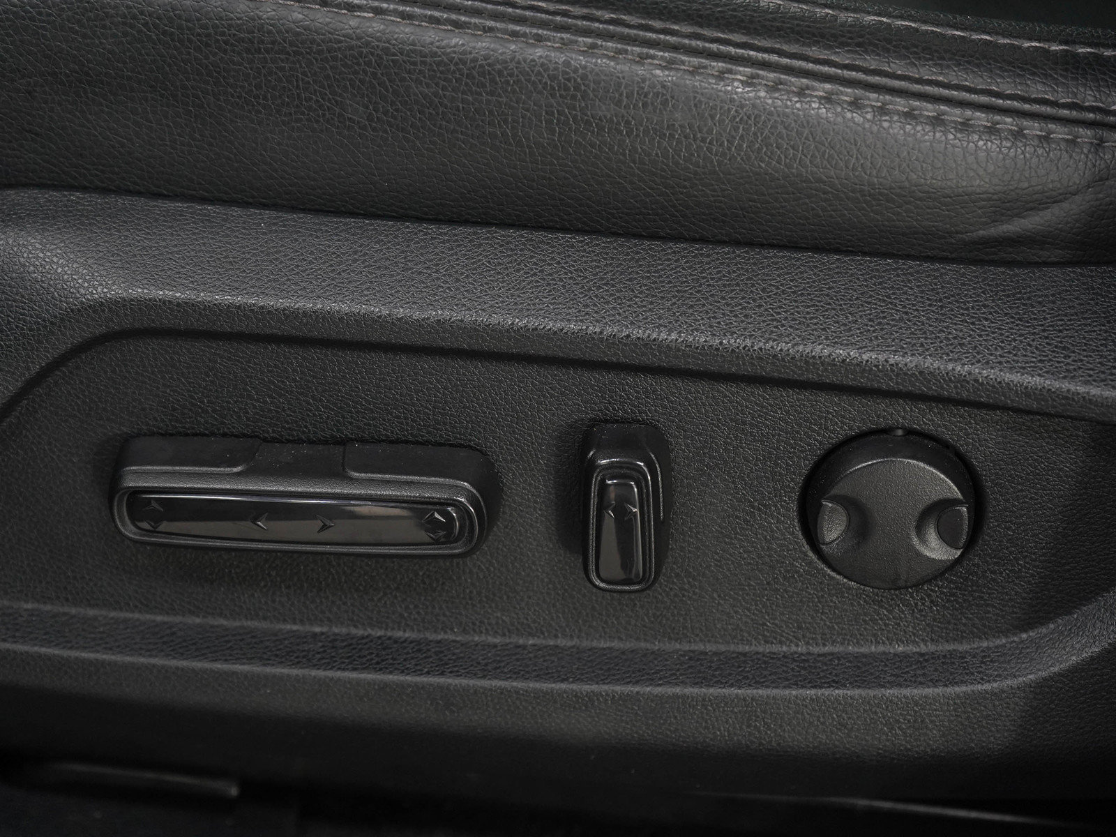 Used 2023 Honda Pilot Touring image 26