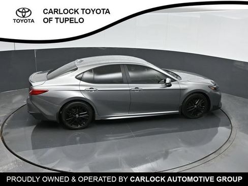 Used 2025 Toyota Camry SE FWD image 31