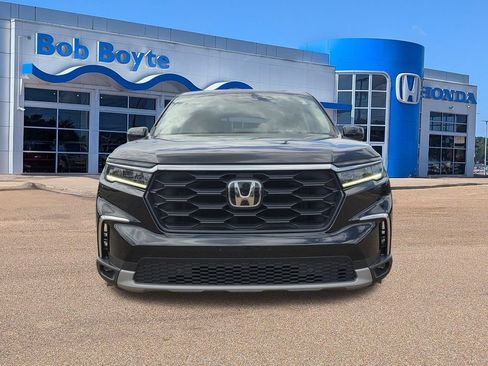 Used 2025 Honda Pilot EX-L image 2