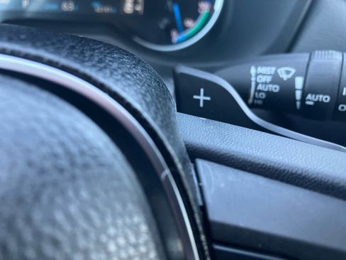 Used 2022 Toyota RAV4 XSE w/ Premium Package AWD/4WD image 21