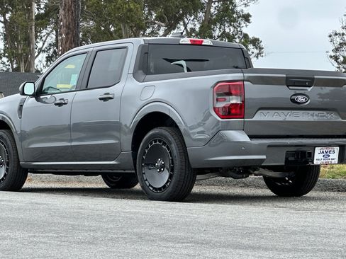 New 2026 Ford Maverick Lobo AWD/4WD image 3