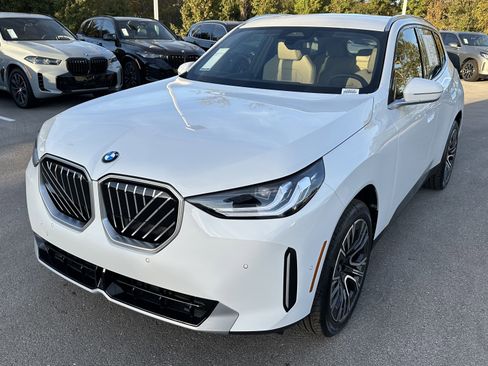 Used 2026 BMW X3 xDrive30 w/ Convenience Package image 5