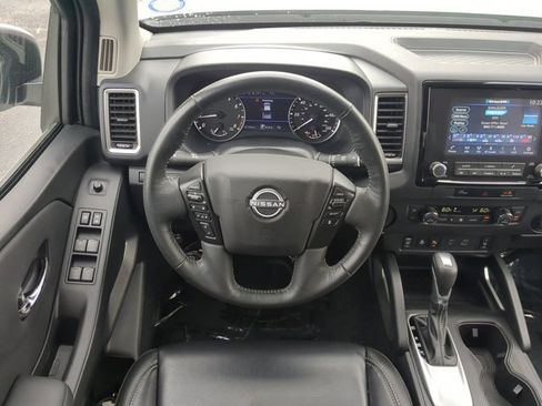 Certified 2024 Nissan Frontier 2WD Crew Cab image 16
