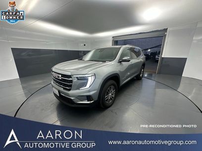 Used 2025 GMC Acadia Elevation