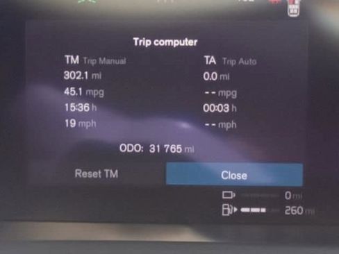 Used 2023 Volvo XC90 T8 Plus w/ Protection Package Premier image 7