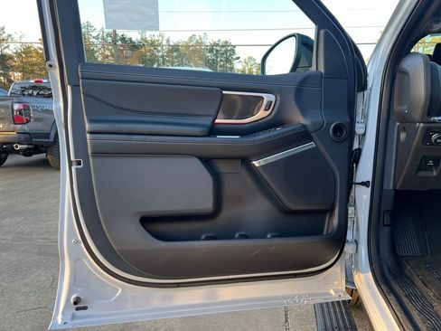 New 2026 Ford Expedition Platinum w/ Stealth Performance Package image 11