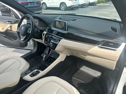 Used 2017 BMW X1 xDrive28i AWD/4WD image 33