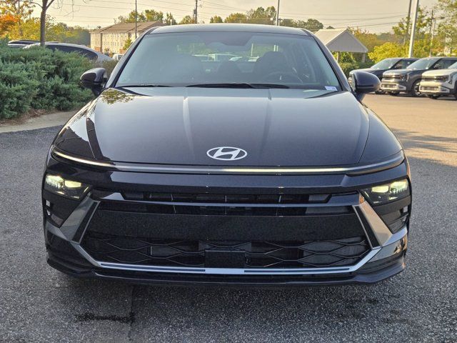 Used 2026 Hyundai Sonata Blue FWD image 2