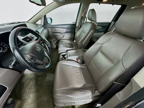 Used 2014 Honda Odyssey Touring image 13