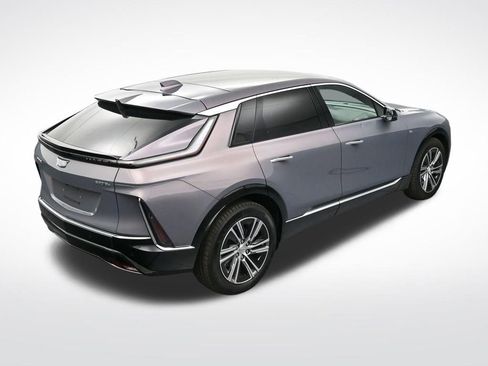 Used 2025 Cadillac Lyriq Luxury image 20