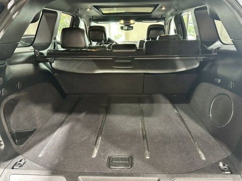 Used 2017 Jeep Grand Cherokee Overland image 38