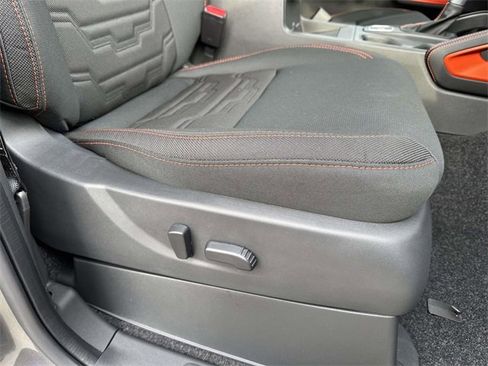 New 2026 Nissan Frontier PRO-4X w/ Pro-4x Convenience Package image 9