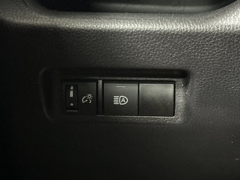 Certified 2025 Toyota RAV4 XLE AWD/4WD image 43