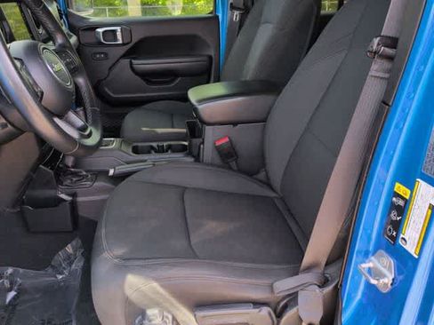 Used 2022 Jeep Wrangler Unlimited Sport AWD/4WD image 16