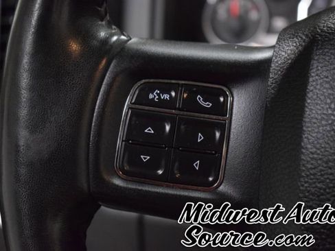 Used 2018 RAM 1500 Big Horn AWD/4WD image 17