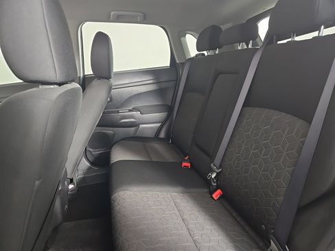 Used 2022 Mitsubishi Outlander Sport FWD image 12
