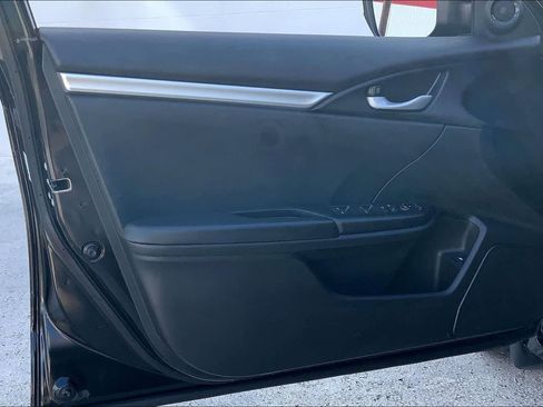 Used 2020 Honda Civic Sport image 28