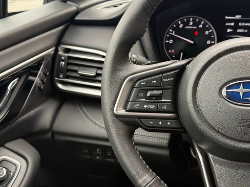 New 2025 Subaru Outback Limited image 11