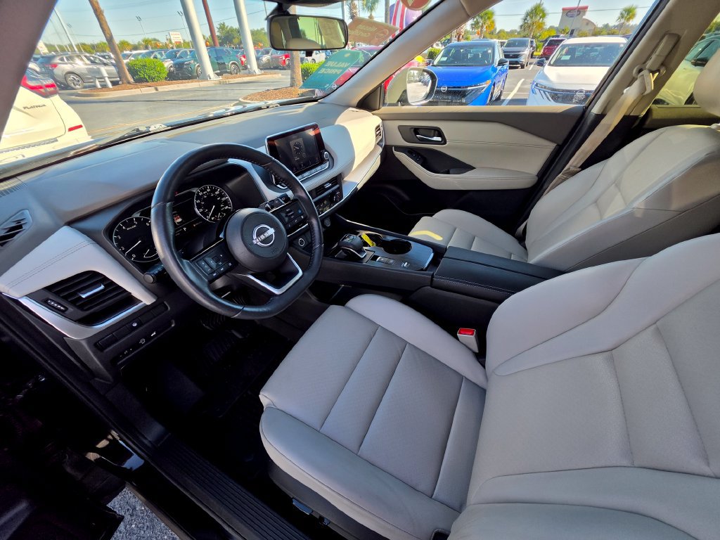 Certified 2023 Nissan Rogue SV w/ SV Premium B Package FWD image 20