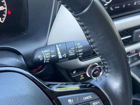 Used 2025 Honda HR-V EX-L image 19