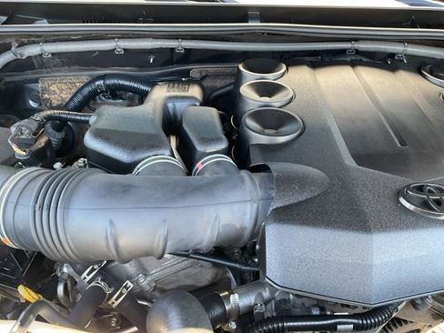 Used 2022 Toyota 4Runner TRD Off-Road Premium w/ Moonroof Package image 11