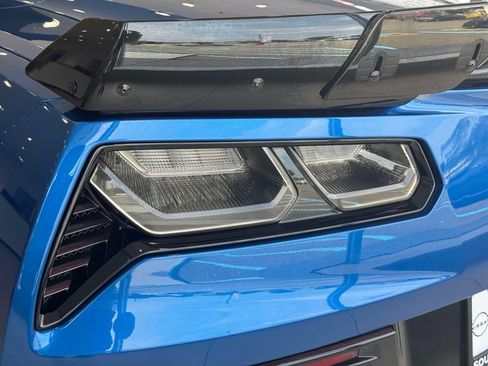 Used 2016 Chevrolet Corvette Z06 w/ Z07 Performance Package RWD image 10