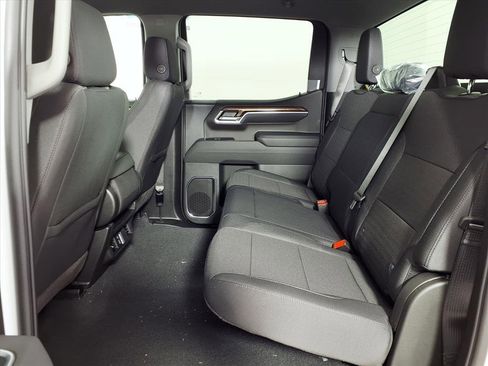 New 2026 Chevrolet Silverado 1500 LT image 9