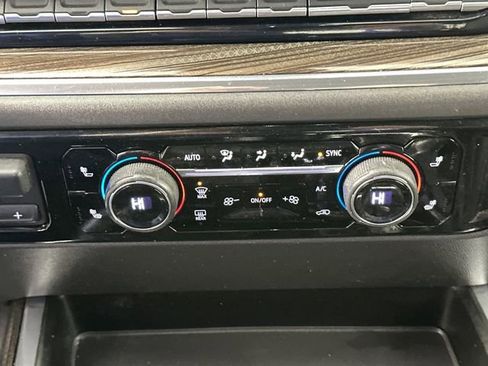 Used 2023 Chevrolet Silverado 1500 RST image 13