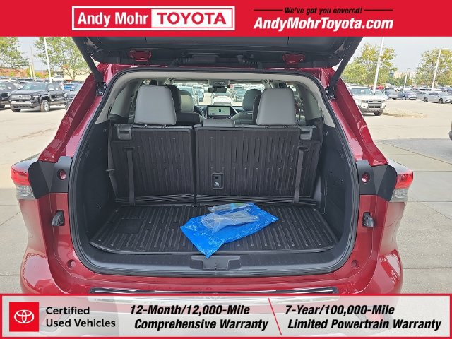Certified 2026 Toyota Highlander Platinum AWD/4WD image 35