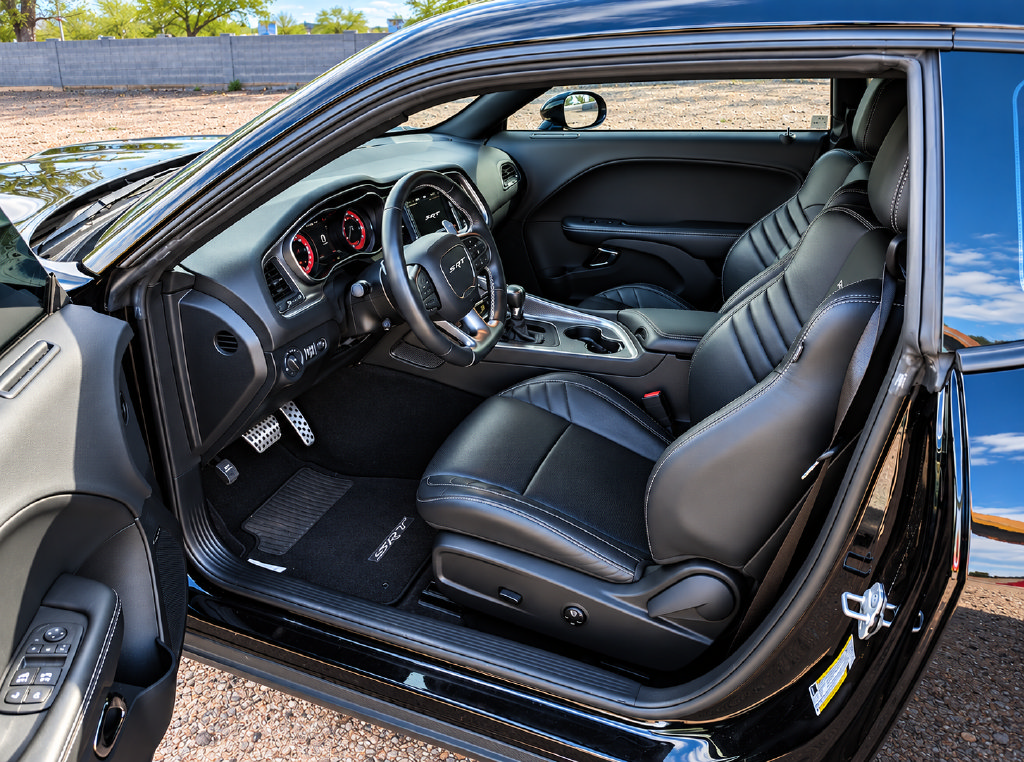 Used 2019 Dodge Challenger SRT Hellcat Redeye RWD image 8