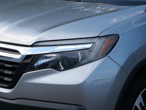 Used 2018 Honda Ridgeline RTL image 4