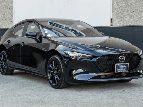 Used 2024 MAZDA MAZDA3 s FWD image 5