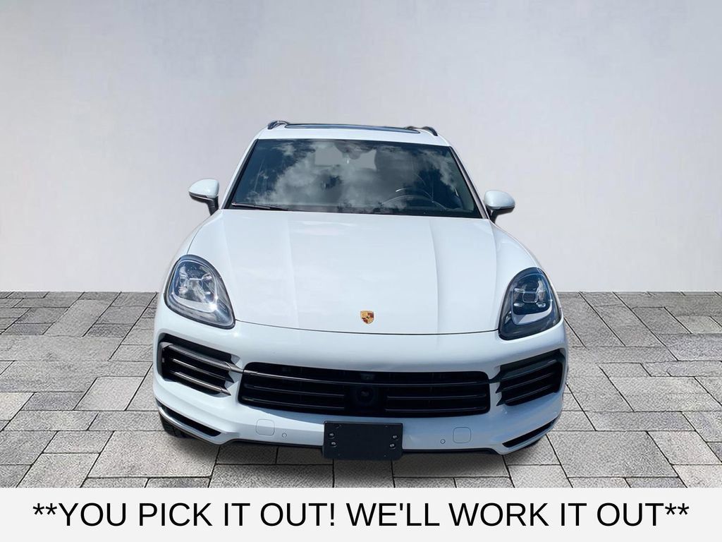 Used 2023 Porsche Cayenne Platinum Edition AWD/4WD image 2