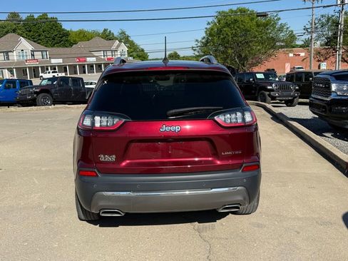 Used 2019 Jeep Cherokee Limited AWD/4WD image 7