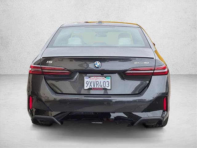 Used 2026 BMW i5 eDrive40 w/ M Sport Package RWD image 7