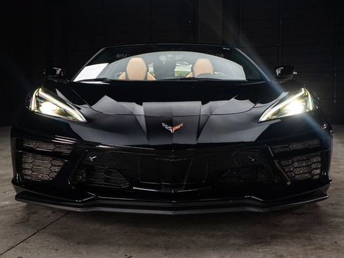 Used 2023 Chevrolet Corvette Stingray Premium Cpe w/ Engine Appearance Package RWD image 5