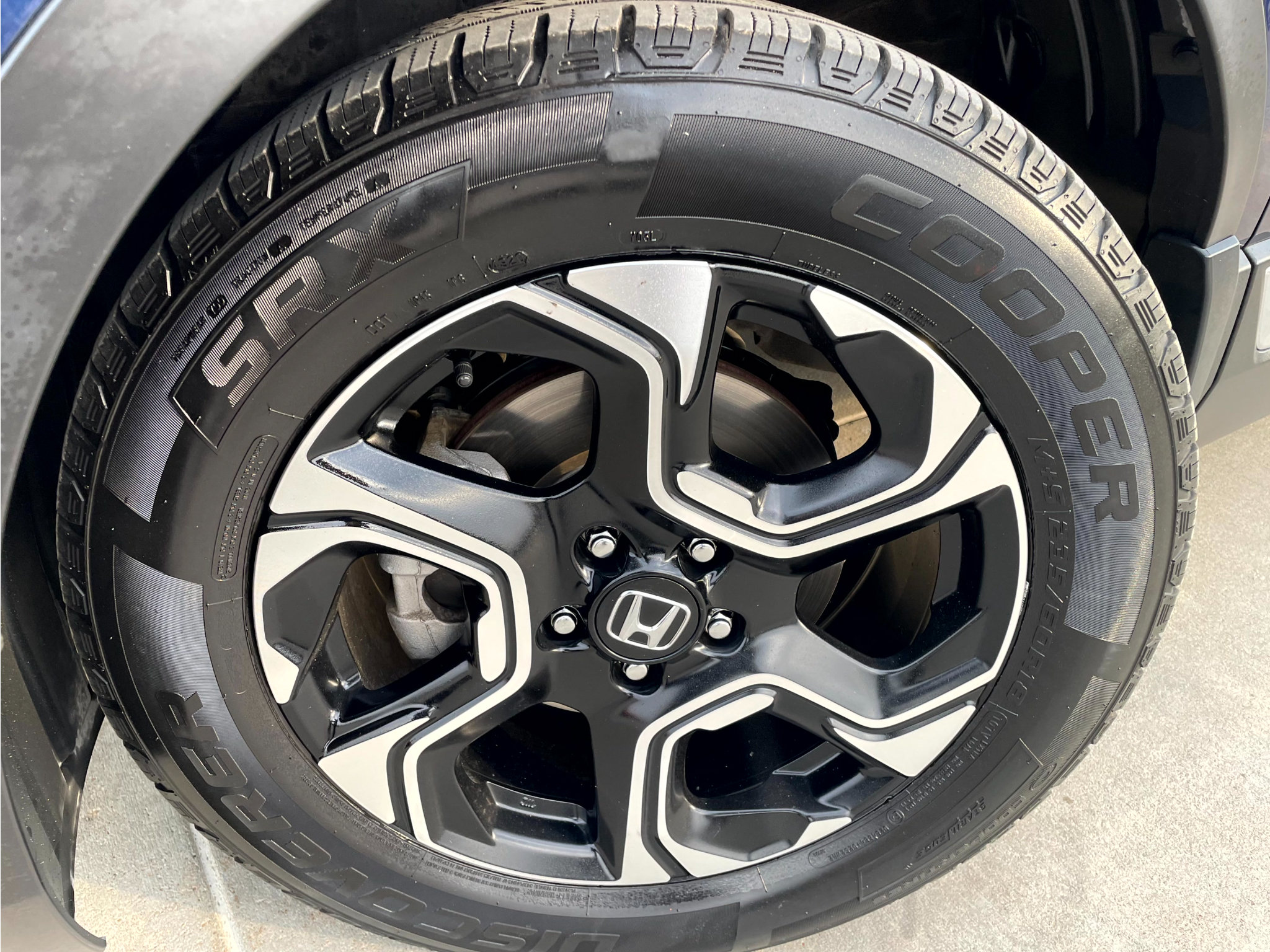Used 2018 Honda CR-V Touring image 6