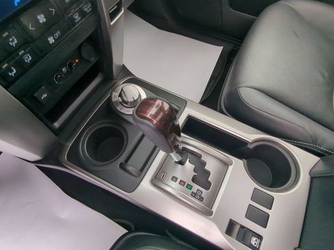 Used 2023 Toyota 4Runner Limited AWD/4WD image 21