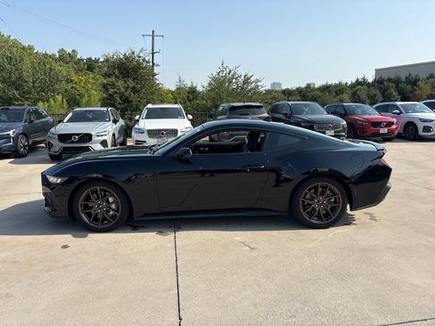 Used 2024 Ford Mustang GT Premium RWD image 8