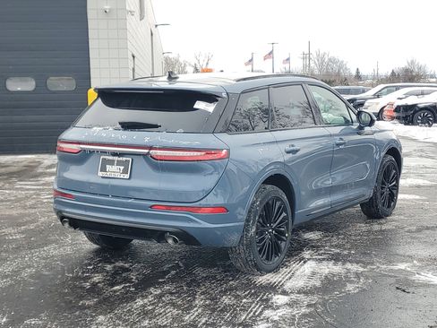 New 2026 Lincoln Corsair Premiere image 4